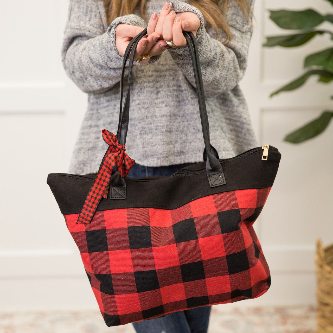 Buffalo Plaid Tote in Red/Black