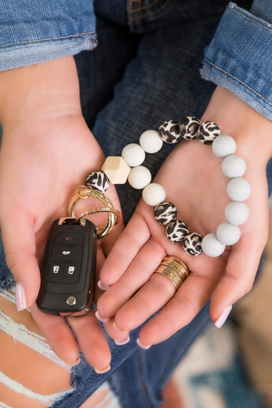 Silicone Wristlet Keychain in Leopard