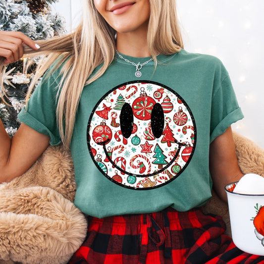 Christmas Smiley Tshirt in Green